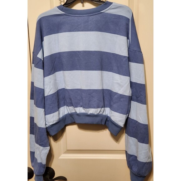 Strawberry Shortcake Women’s Cropped Sweatshirt Blue Striped Size XXL - NWT - Picture 4 of 7